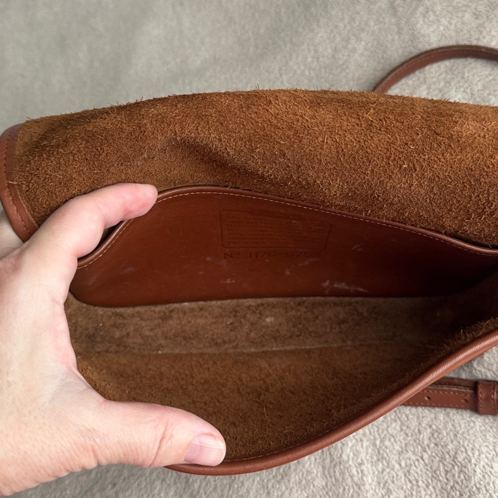 Vintage Coach Pocket Purse 9755 British Tan - Picture 11 of 15